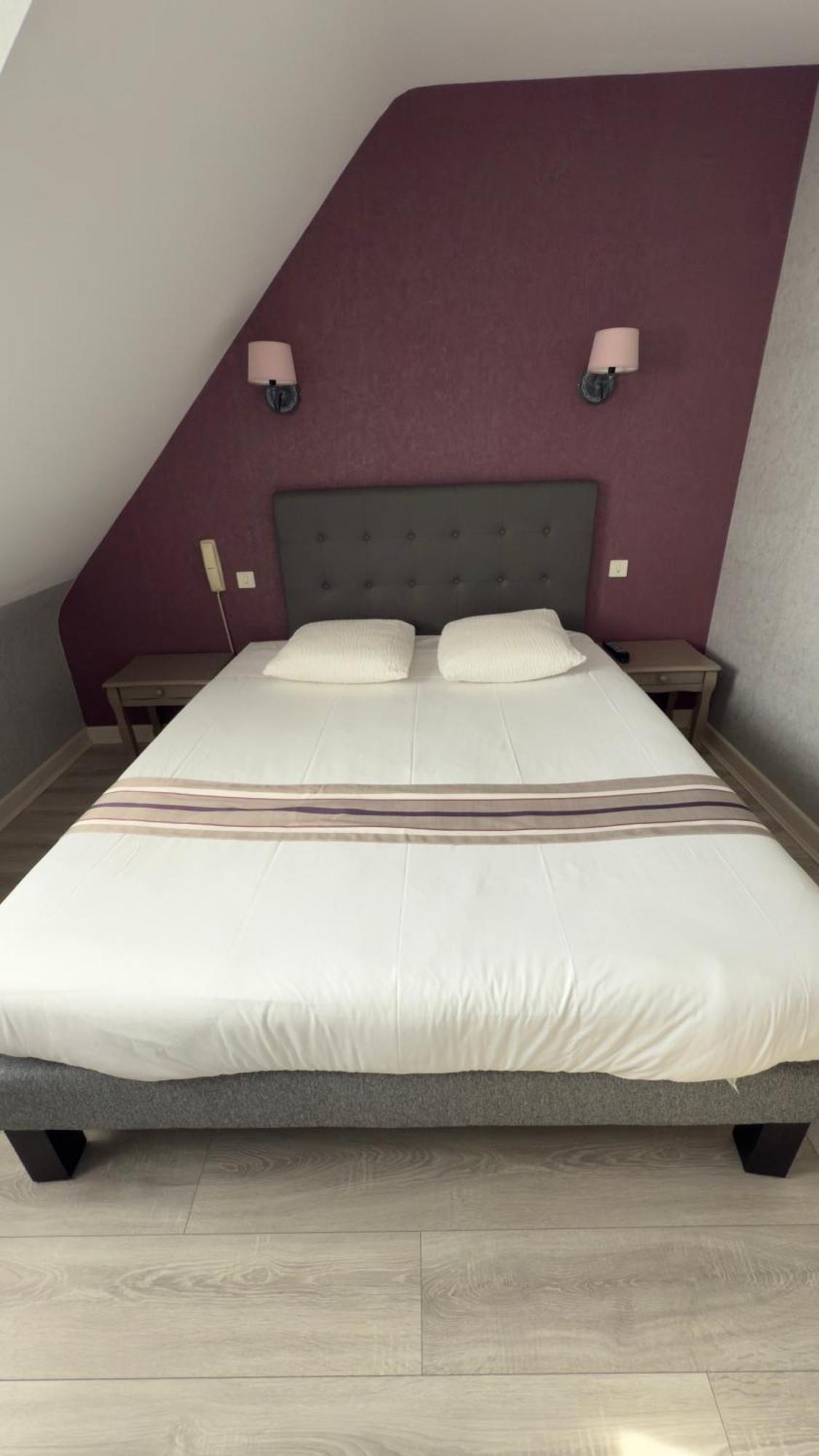 Logis Hotel Restaurant Des Voyageurs Tarnac Dış mekan fotoğraf