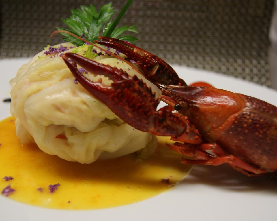 Logis Hotel Restaurant Des Voyageurs Tarnac Dış mekan fotoğraf